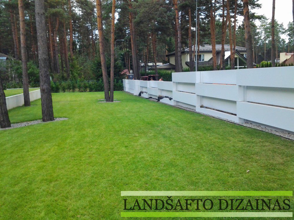 Apie vejos pjovimo robotus