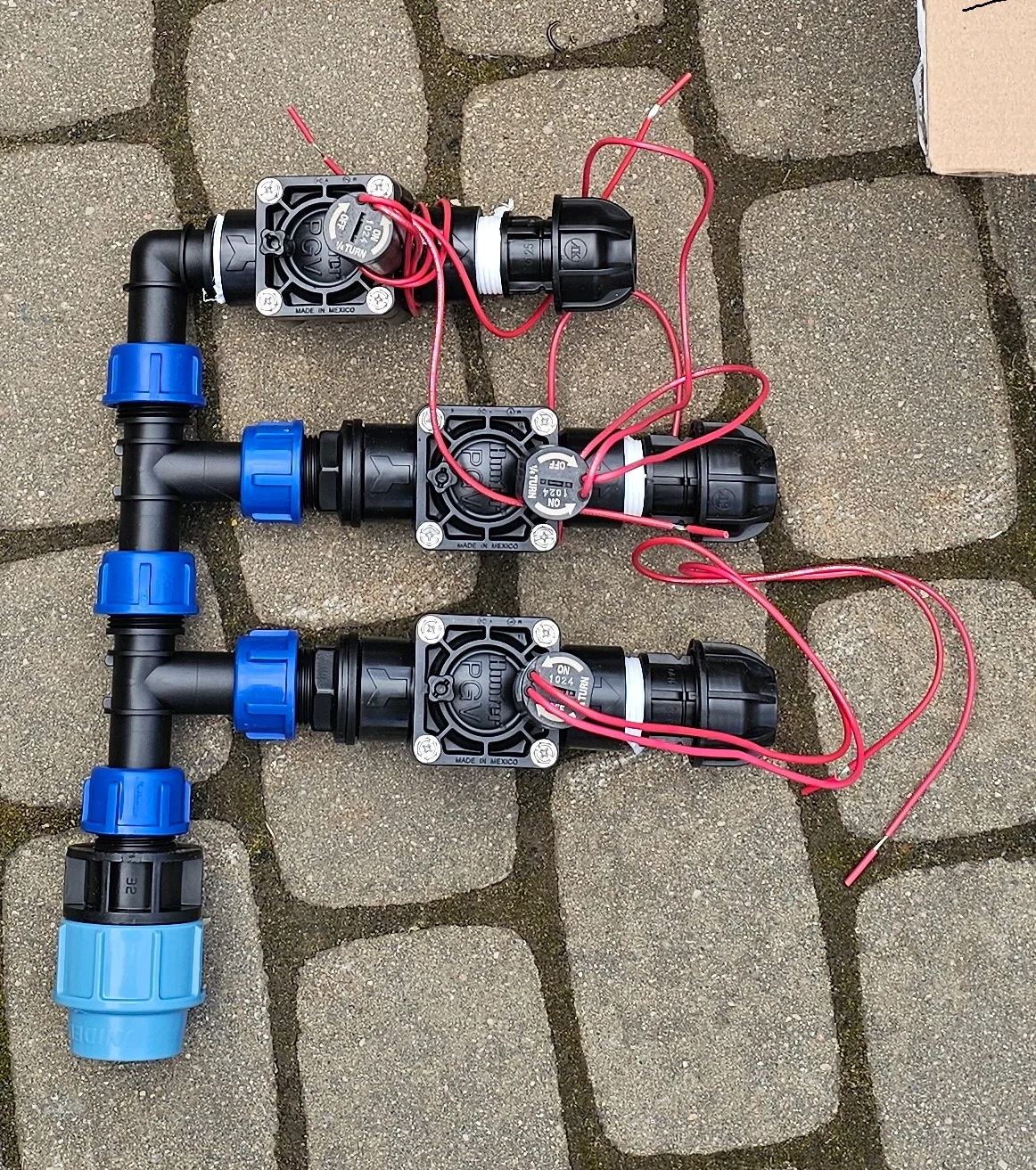 Trišakis laistymo vožtuvams su 1'' sriegiu vidus I vidus I išorė – Technoplastic – 3 nuotrauka